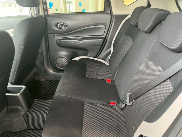 ノート e-パワー B ETC オーディオ 衝突被害軽減ブレーキ レーンキープアシスト スマートキー 横滑り防止機能 マニュアルレベリング機能 電動格納式ミラー オートエアコン アクセサリーソケット(26枚目)