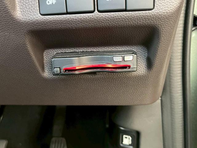 フリード G ナビ バックカメラ Bluetooth ETC HondaSENSING 両側電動スライドドア クルーズコントロール シートヒーター スマートキー ステアリングスイッチ ロールサンシェード USB充電(7枚目)