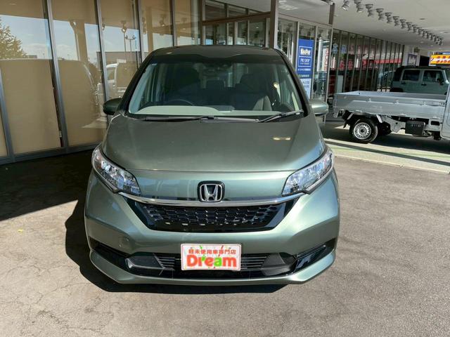 フリード G ナビ バックカメラ Bluetooth ETC HondaSENSING 両側電動スライドドア クルーズコントロール シートヒーター スマートキー ステアリングスイッチ ロールサンシェード USB充電(10枚目)