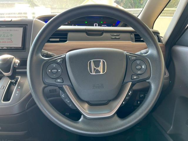 フリード G ナビ バックカメラ Bluetooth ETC HondaSENSING 両側電動スライドドア クルーズコントロール シートヒーター スマートキー ステアリングスイッチ ロールサンシェード USB充電(31枚目)
