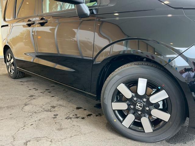 フリード e:HEVエアー EX 登録済未使用車 両側電動スライドドア HondaSENSING 純正アルミホイール アダプティブクルーズコントロール 禁煙車 電子パーキング オートブレーキホールド シートヒーター 電動格納式ミラー(21枚目)