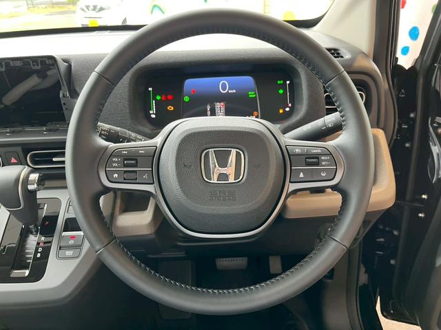 フリード e:HEVエアー EX 登録済未使用車 両側電動スライドドア HondaSENSING 純正アルミホイール アダプティブクルーズコントロール 禁煙車 電子パーキング オートブレーキホールド シートヒーター 電動格納式ミラー(30枚目)