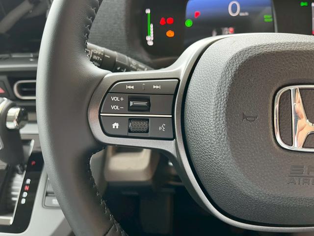 フリード e:HEVエアー EX 登録済未使用車 両側電動スライドドア HondaSENSING 純正アルミホイール アダプティブクルーズコントロール 禁煙車 電子パーキング オートブレーキホールド シートヒーター 電動格納式ミラー(31枚目)