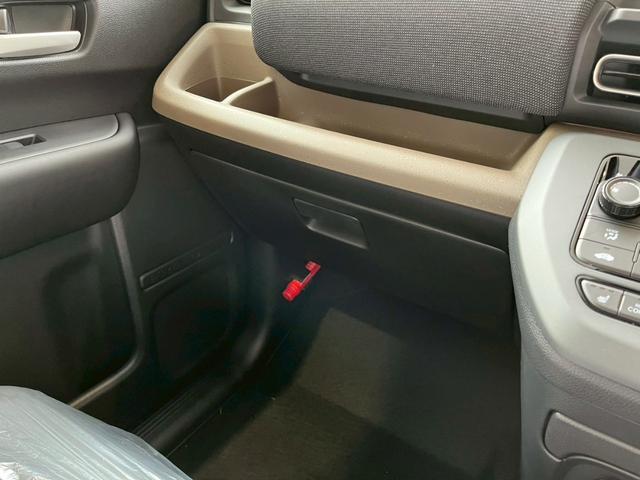 フリード e:HEVエアー EX 登録済未使用車 両側電動スライドドア HondaSENSING 純正アルミホイール アダプティブクルーズコントロール 禁煙車 電子パーキング オートブレーキホールド シートヒーター 電動格納式ミラー(41枚目)