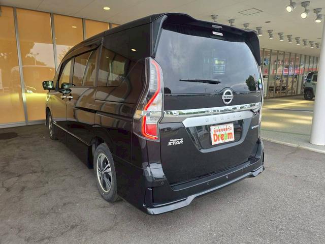 セレナ e-パワー ハイウェイスターV 純正ナビ 全方位カメラ ETC 両側電動スライドドア クルーズコントロール 純正アルミホイール 衝突被害軽減ブレーキ 電子パーキング オートブレーキホールド ステアリングスイッチ シートバックテーブル(11枚目)
