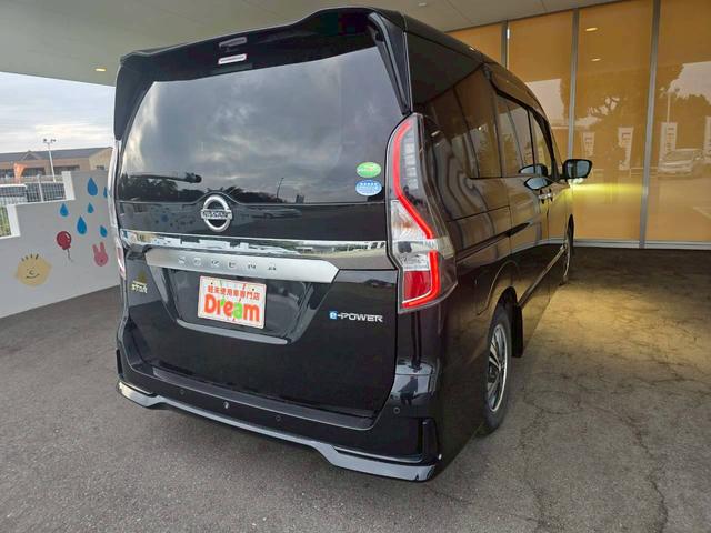 セレナ e-パワー ハイウェイスターV 純正ナビ 全方位カメラ ETC 両側電動スライドドア クルーズコントロール 純正アルミホイール 衝突被害軽減ブレーキ 電子パーキング オートブレーキホールド ステアリングスイッチ シートバックテーブル(13枚目)