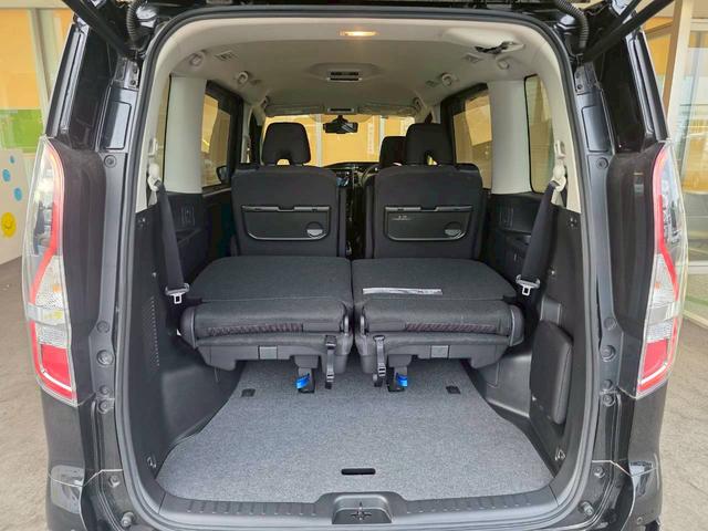 セレナ e-パワー ハイウェイスターV 純正ナビ 全方位カメラ ETC 両側電動スライドドア クルーズコントロール 純正アルミホイール 衝突被害軽減ブレーキ 電子パーキング オートブレーキホールド ステアリングスイッチ シートバックテーブル(14枚目)