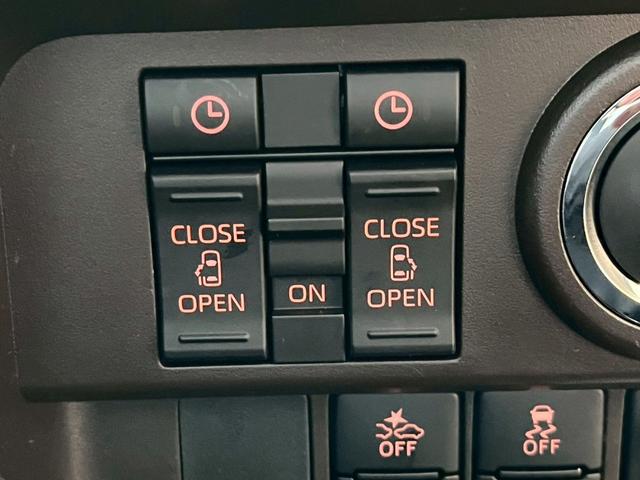 ルーミー G 純正ナビ バックカメラ Bluetooth接続 両側電動スライドドア 衝突被害軽減ブレーキ パーキングセンサー ステアリングスイッチ 前席シートヒーター シートバックテーブル USB充電 スマートキー(7枚目)