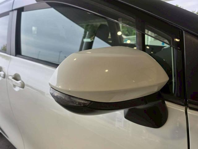 シエンタ G 純正ナビ バックカメラ Bluetooth接続 両側電動スライドドア アルミホイール 衝突被害軽減ブレーキ レーンキープアシスト スマートキー アイドリングストップ 横滑り防止機能 フォグライト(19枚目)