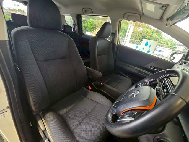 シエンタ G 純正ナビ バックカメラ Bluetooth接続 両側電動スライドドア アルミホイール 衝突被害軽減ブレーキ レーンキープアシスト スマートキー アイドリングストップ 横滑り防止機能 フォグライト(24枚目)