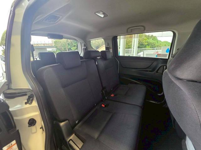 シエンタ G 純正ナビ バックカメラ Bluetooth接続 両側電動スライドドア アルミホイール 衝突被害軽減ブレーキ レーンキープアシスト スマートキー アイドリングストップ 横滑り防止機能 フォグライト(28枚目)