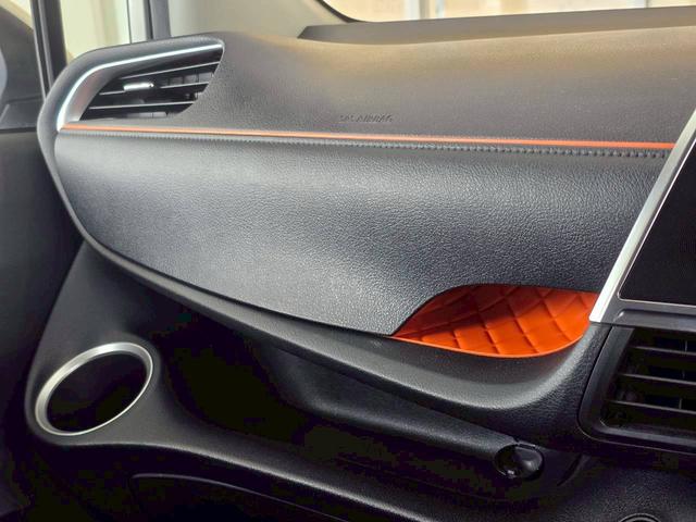 シエンタ G 純正ナビ バックカメラ Bluetooth接続 両側電動スライドドア アルミホイール 衝突被害軽減ブレーキ レーンキープアシスト スマートキー アイドリングストップ 横滑り防止機能 フォグライト(46枚目)