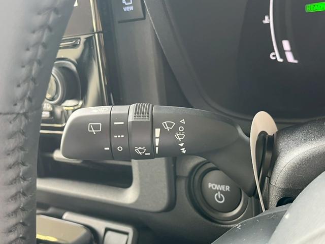 シエンタ ハイブリッドＺ　フルフラットシート　エアバック　キーレスエントリー　イモビライザー　ナビ　バックモニター　ＬＥＤヘッドライト　横滑り防止　スマートキー　ＵＳＢ（35枚目）