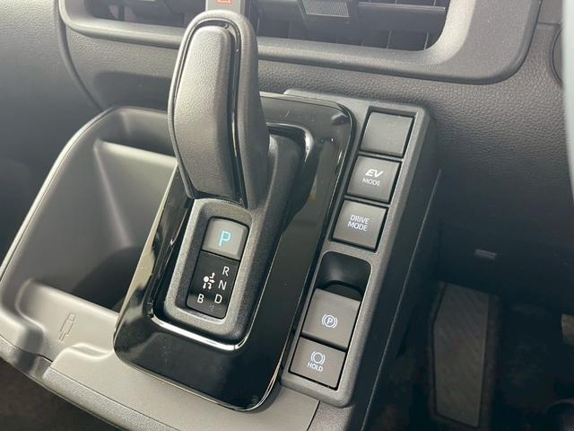 シエンタ ハイブリッドＺ　フルフラットシート　エアバック　キーレスエントリー　イモビライザー　ナビ　バックモニター　ＬＥＤヘッドライト　横滑り防止　スマートキー　ＵＳＢ（37枚目）