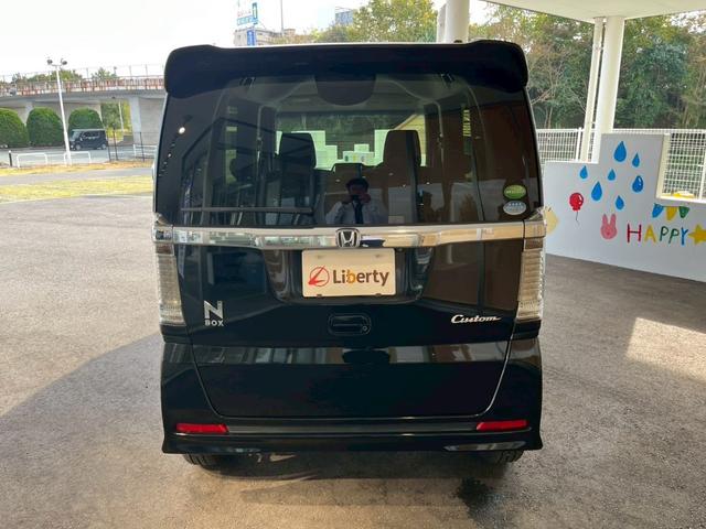 Ｎ－ＢＯＸカスタム Ｇ・Ｌパッケージ　アイドリングストップ車　ナビ・ＴＶ　フルフラットシート　スマキ－　フロントベンチシート　パワーウィンドウ　盗難防止システム　オートエアコン　パワステ　キーレスエントリー　ワンセグ　両席エアバック（16枚目）