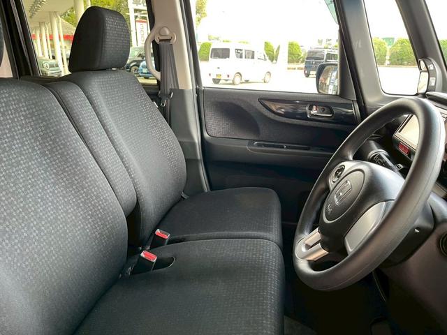 Ｎ－ＢＯＸカスタム Ｇ・Ｌパッケージ　アイドリングストップ車　ナビ・ＴＶ　フルフラットシート　スマキ－　フロントベンチシート　パワーウィンドウ　盗難防止システム　オートエアコン　パワステ　キーレスエントリー　ワンセグ　両席エアバック（26枚目）