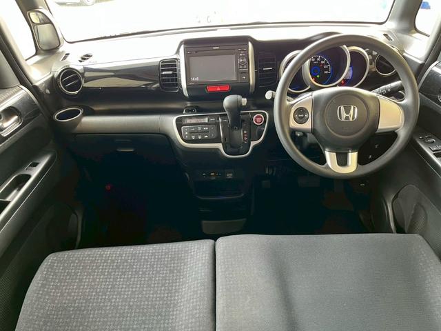 Ｎ－ＢＯＸカスタム Ｇ・Ｌパッケージ　アイドリングストップ車　ナビ・ＴＶ　フルフラットシート　スマキ－　フロントベンチシート　パワーウィンドウ　盗難防止システム　オートエアコン　パワステ　キーレスエントリー　ワンセグ　両席エアバック（33枚目）