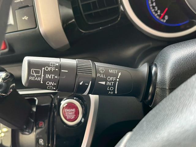 Ｎ－ＢＯＸカスタム Ｇ・Ｌパッケージ　アイドリングストップ車　ナビ・ＴＶ　フルフラットシート　スマキ－　フロントベンチシート　パワーウィンドウ　盗難防止システム　オートエアコン　パワステ　キーレスエントリー　ワンセグ　両席エアバック（37枚目）