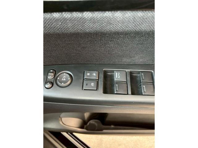 Ｎ－ＢＯＸカスタム Ｇ・Ｌパッケージ　アイドリングストップ車　ナビ・ＴＶ　フルフラットシート　スマキ－　フロントベンチシート　パワーウィンドウ　盗難防止システム　オートエアコン　パワステ　キーレスエントリー　ワンセグ　両席エアバック（41枚目）