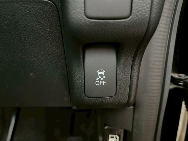 Ｎ－ＢＯＸカスタム Ｇ・Ｌパッケージ　アイドリングストップ車　ナビ・ＴＶ　フルフラットシート　スマキ－　フロントベンチシート　パワーウィンドウ　盗難防止システム　オートエアコン　パワステ　キーレスエントリー　ワンセグ　両席エアバック（43枚目）