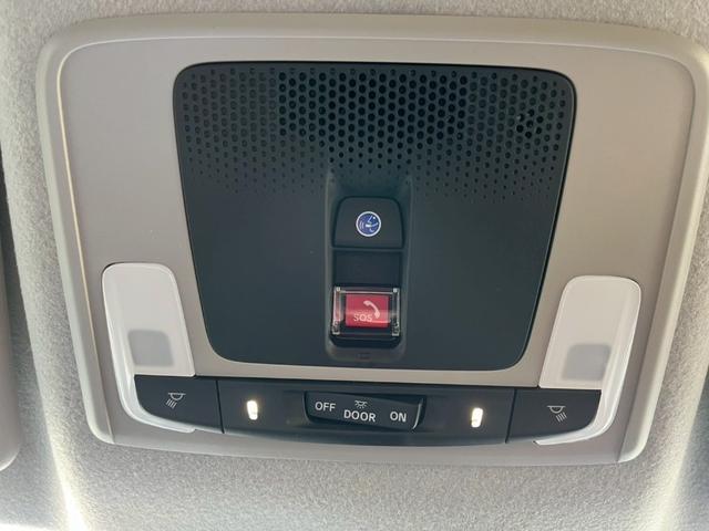 フリード クロスター クリアランスソナー オートクルーズコントロール レーンアシスト 衝突被害軽減システム 両側電動スライドドア オートライト LEDヘッドランプ スマートキー 電動格納ミラー シートヒーター 3列シート(37枚目)