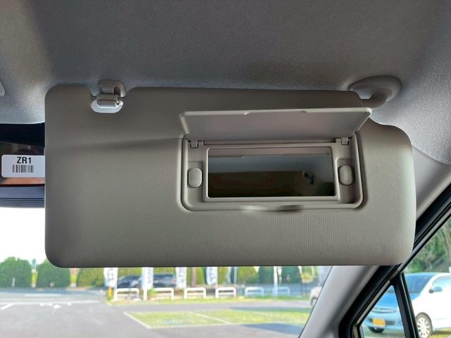 フリード クロスター クリアランスソナー オートクルーズコントロール レーンアシスト 衝突被害軽減システム 両側電動スライドドア オートライト LEDヘッドランプ スマートキー 電動格納ミラー シートヒーター 3列シート(46枚目)