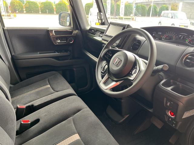 ホンダ Ｎ－ＢＯＸカスタム 33枚目