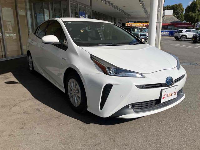 トヨタ プリウス 9枚目