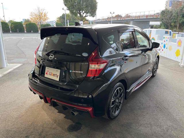 ノート e-パワーニスモ 全周囲カメラ ナビ TV クリアランスソナー 衝突被害軽減システム アルミホイール オートライト スマートキー AT CD DVD再生 ブルーレイ ミュージックプレイヤー接続可 エアコン(20枚目)