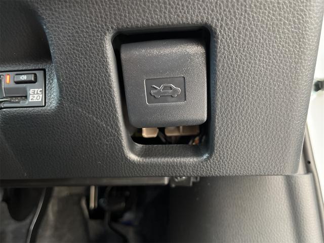 シエンタ ハイブリッドZ 全周囲カメラ TV クリアランスソナー オートクルーズコントロール レーンアシスト 衝突被害軽減システム 両側電動スライドドア オートマチックハイビーム オートライト LEDヘッドランプ スマートキー(42枚目)