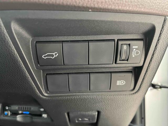 ヤリスクロス X ETC バックカメラ クリアランスソナー オートクルーズコントロール レーンアシスト 衝突被害軽減システム ナビ TV オートマチックハイビーム オートライト LEDヘッドランプ 電動リアゲート(9枚目)