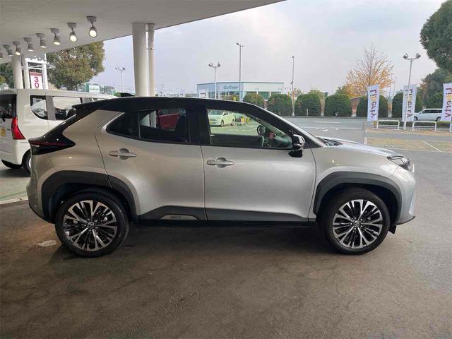 ヤリスクロス X ETC バックカメラ クリアランスソナー オートクルーズコントロール レーンアシスト 衝突被害軽減システム ナビ TV オートマチックハイビーム オートライト LEDヘッドランプ 電動リアゲート(17枚目)