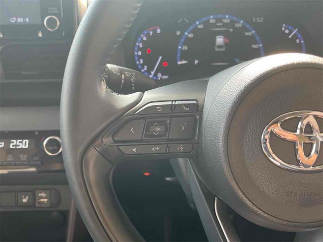 ヤリスクロス X ETC バックカメラ クリアランスソナー オートクルーズコントロール レーンアシスト 衝突被害軽減システム ナビ TV オートマチックハイビーム オートライト LEDヘッドランプ 電動リアゲート(36枚目)