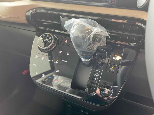 デリカミニ Ｇ　プレミアム　届出済未使用車　全周囲カメラ　両側電動スライドドア　クリアランスソナー　クルーズコントロール　レーンアシスト　衝突被害軽減システム　オートライト　スマートキー　アイドリングストップ　電動格納ミラー（30枚目）