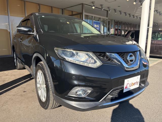 エクストレイル ２０Ｘ　エマージェンシーブレーキパッケージ　純正ナビ　バックカメラ　クリアランスソナー　衝突被害軽減システム　ＴＶ　オートライト　純正アルミホイール　スマートキー　アイドリングストップ　電動格納ミラー　シートヒーター　ＣＶＴ　盗難防止システム（9枚目）