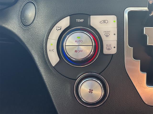 シエンタ ハイブリッドG クエロ 社外ナビ ETC バックカメラ 両側電動スライドドア TV レーンアシスト 衝突被害軽減システム オートマチックハイビーム オートライト LEDヘッドランプ スマートキー CVT(31枚目)