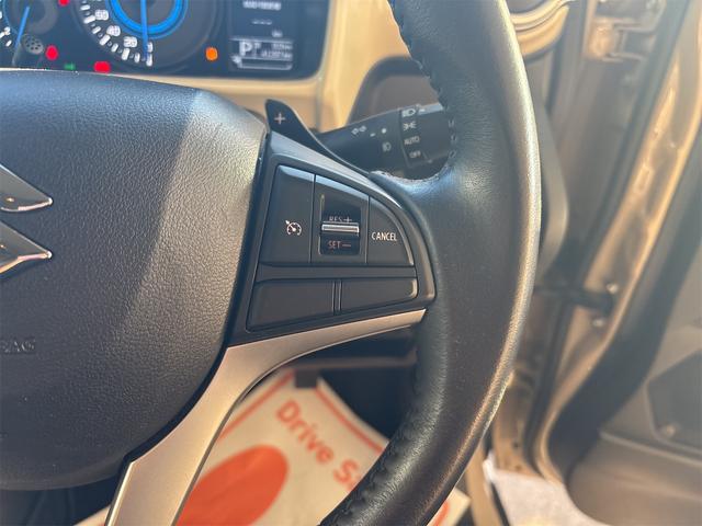 クロスビー ハイブリッドＭＺ　純正ナビ　ＥＴＣ　バックカメラ　サイドカメラ　クリアランスソナー　オートクルーズコントロール　レーンアシスト　衝突被害軽減システム　オートライト　ＬＥＤヘッドランプ　純正アルミホイール　スマートキー（25枚目）