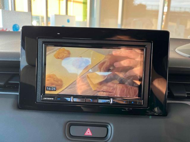 ヴェゼル ｅ：ＨＥＶ　Ｘ　社外ナビ　ＥＴＣ　バックカメラ　クリアランスソナー　オートクルーズコントロール　レーンアシスト　衝突被害軽減システム　ＴＶ　オートライト　ＬＥＤヘッドランプ　純正アルミホイール　スマートキー（6枚目）