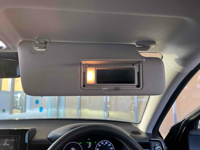 ヴェゼル ｅ：ＨＥＶ　Ｘ　社外ナビ　ＥＴＣ　バックカメラ　クリアランスソナー　オートクルーズコントロール　レーンアシスト　衝突被害軽減システム　ＴＶ　オートライト　ＬＥＤヘッドランプ　純正アルミホイール　スマートキー（34枚目）