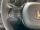 ベースグレード　ＨｏｎｄａＳＥＮＳＩＮＧ　片側電動スライドドア　アダプティブクルーズコントロール　電子パーキング　オートブレーキホールド　純正アルミホイール　ＬＥＤヘッドライト　シートヒーター　シートバックテーブル（32枚目）