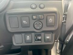 ���������������ͷڸ��֥졼���դΤ��֤�¿�����Ѱդ��Ƥ���ޤ����ܤ����ϱĶȥ����åդ����̲������ޤ��� 6