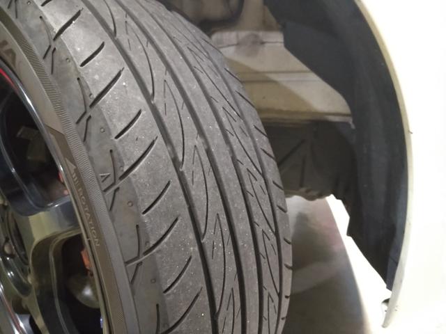 アルトワークス ベースグレード　５ｚｉｇｅｎマフラー・５ｚｉｇｅｎホイール・ＭＯＭＯステアリング・ワークスベルクイックリリース・Ｋｅｎｗｏｏｄスピーカー・Ｋｅｎｗｏｏｄディスプレイオーディオ・Ｂｌｕｅｔｏｏｔｈ機能・前後ドラレコ（18枚目）
