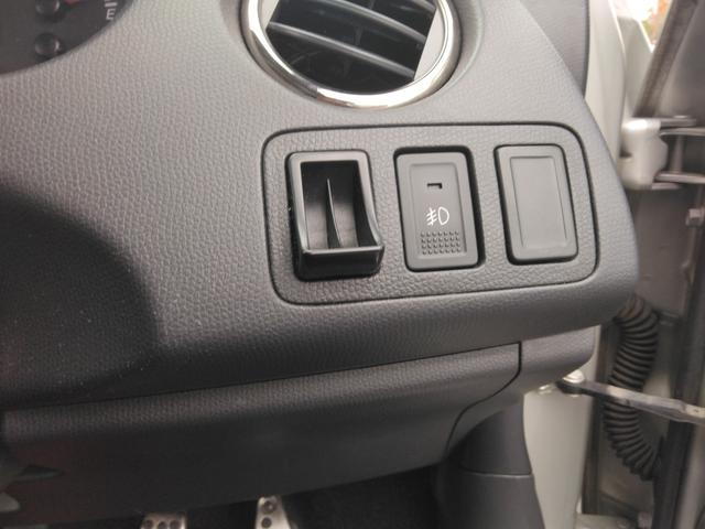 スイフト スポーツ　純正５速ＭＴ・ナビゲーション・ワンセグＴＶ・バックカメラ・ドライブレコーダー・ＨＩＤヘッドライト・フォグライト・純正アルミホイール・ＥＴＣ・純正スポーツシート・スマートキー・オートエアコン（17枚目）