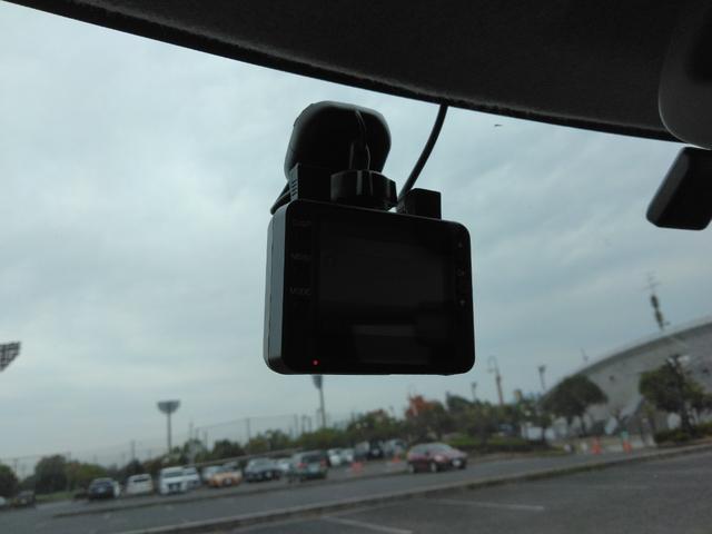 スイフト スポーツ　純正５速ＭＴ・ナビゲーション・ワンセグＴＶ・バックカメラ・ドライブレコーダー・ＨＩＤヘッドライト・フォグライト・純正アルミホイール・ＥＴＣ・純正スポーツシート・スマートキー・オートエアコン（27枚目）