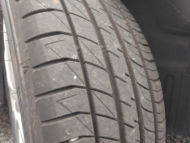 スイフト スポーツ　純正５速ＭＴ・ナビゲーション・ワンセグＴＶ・バックカメラ・ドライブレコーダー・ＨＩＤヘッドライト・フォグライト・純正アルミホイール・ＥＴＣ・純正スポーツシート・スマートキー・オートエアコン（48枚目）