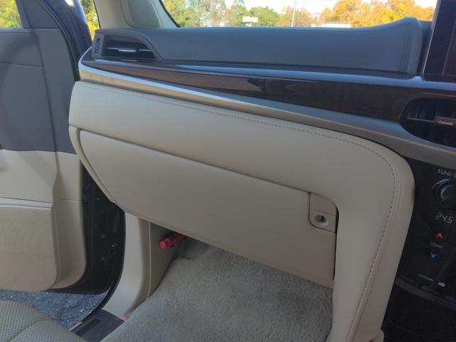 ＬＸ ＬＸ５７０　ムーンルーフ・本革電動シート・シートエアコン・電動リアゲート・純正ナビ・Ｂｌｕｅｔｏｏｔｈ機能・フルセグＴＶ・ドライブレコーダー・クルーズコントロール・３６０°パノラマビューカメラ・クールボックス（40枚目）