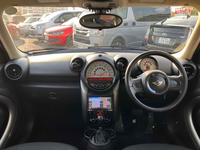 ＭＩＮＩ 　ＥＴＣ　バックカメラ　ナビ　ＴＶ　アルミホイール　キーレスエントリー　ＡＴ　盗難防止システム　ＡＢＳ　ＥＳＣ　ＣＤ　ＵＳＢ　ミュージックプレイヤー接続可　Ｂｌｕｅｔｏｏｔｈ　エアコン（2枚目）