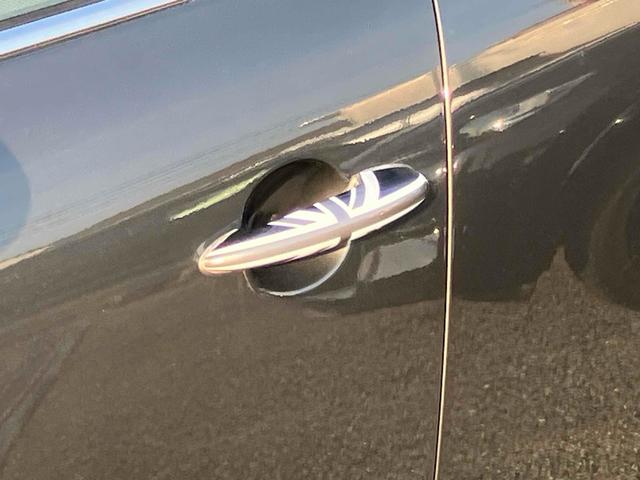 ＭＩＮＩ 　ＥＴＣ　バックカメラ　ナビ　ＴＶ　アルミホイール　キーレスエントリー　ＡＴ　盗難防止システム　ＡＢＳ　ＥＳＣ　ＣＤ　ＵＳＢ　ミュージックプレイヤー接続可　Ｂｌｕｅｔｏｏｔｈ　エアコン（19枚目）