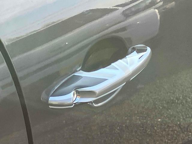 ＭＩＮＩ 　ＥＴＣ　バックカメラ　ナビ　ＴＶ　アルミホイール　キーレスエントリー　ＡＴ　盗難防止システム　ＡＢＳ　ＥＳＣ　ＣＤ　ＵＳＢ　ミュージックプレイヤー接続可　Ｂｌｕｅｔｏｏｔｈ　エアコン（27枚目）