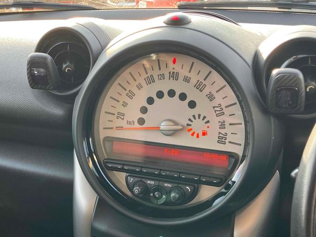 ＭＩＮＩ 　ＥＴＣ　バックカメラ　ナビ　ＴＶ　アルミホイール　キーレスエントリー　ＡＴ　盗難防止システム　ＡＢＳ　ＥＳＣ　ＣＤ　ＵＳＢ　ミュージックプレイヤー接続可　Ｂｌｕｅｔｏｏｔｈ　エアコン（41枚目）